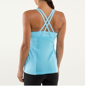 Old school lululemon energy tank in the colour “blue moon”, from 2013.
